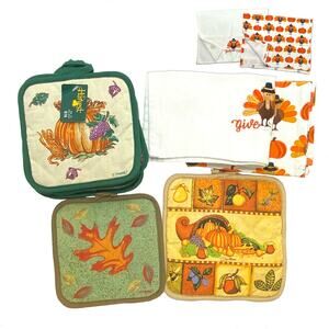 Lot Of Fall Thanksgiving Hot Pads 6 New, 2 pre-owned And 2 New Tea Towels